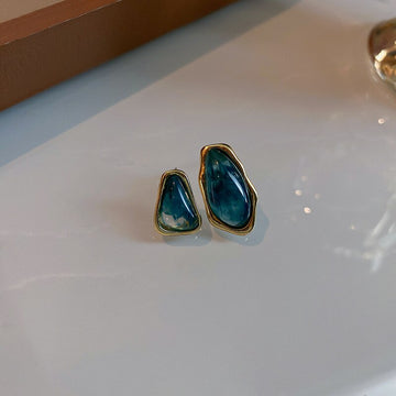 Vintage Trendy Resin Geometric Asymmetry Small Stud Earrings Korean Fashion Statement Stud Earrings Brincos Bijoux For Women daiiibabyyy